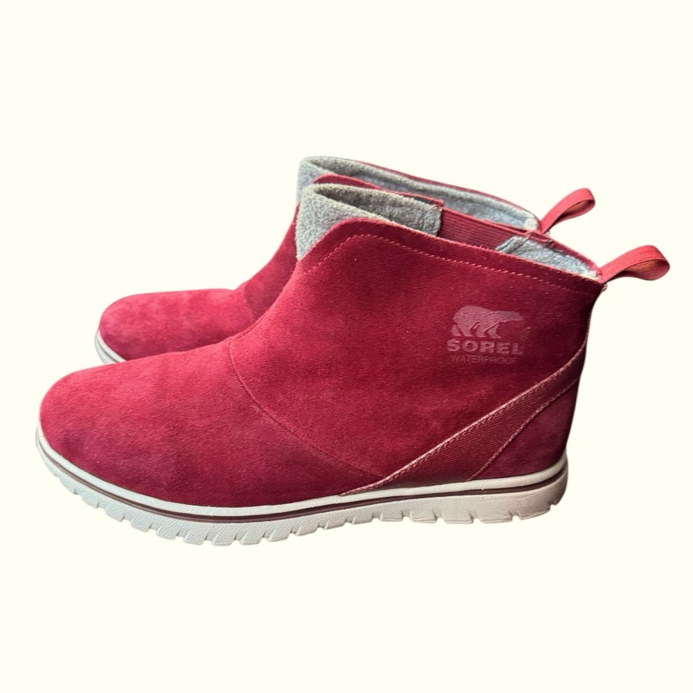 Sorel Cozy Element Boots Red